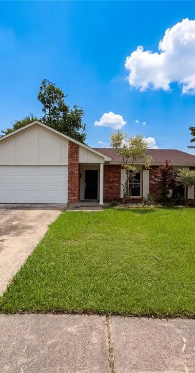 3920 Hunters Trail, Mesquite TX 75150 - Photo 2