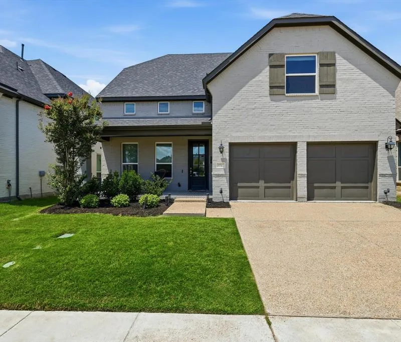 1717 Lady Bettye Drive, Carrollton TX 75010
