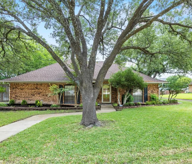 1222 Stonewall Street, Garland TX 75043