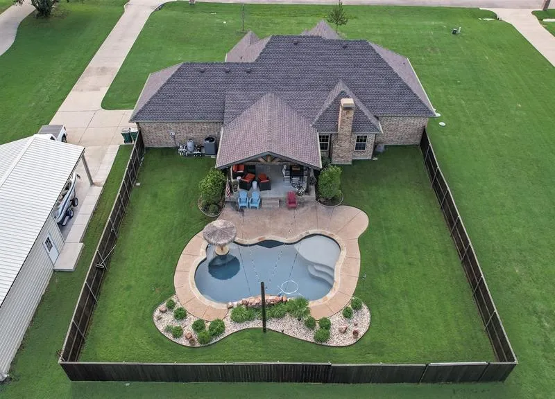 1132 Chartres Street, Oak Ridge TX 75142