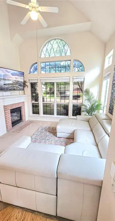 6846 Winston Drive, Frisco TX 75035 - Photo 5