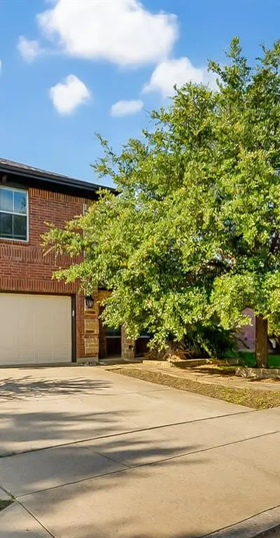 345 Chalkstone Drive, Fort Worth TX 76131