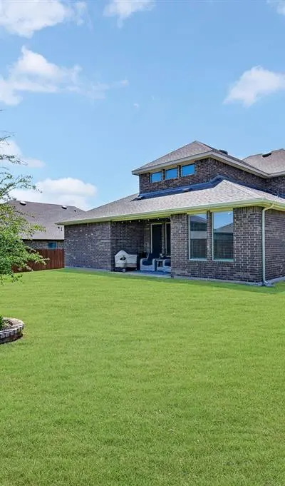 920 Arkan Lane, Fort Worth TX 76120 - Photo 2