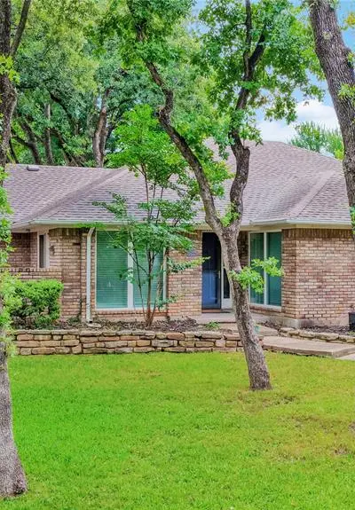4517 Willow Bend Drive, Arlington TX 76017 - Photo 3
