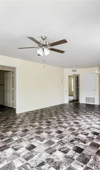 1415 E Jefferson Avenue, Fort Worth TX 76104 - Photo 5
