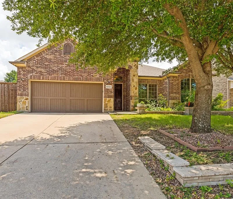 6734 Trailblazer Way, Dallas TX 75236