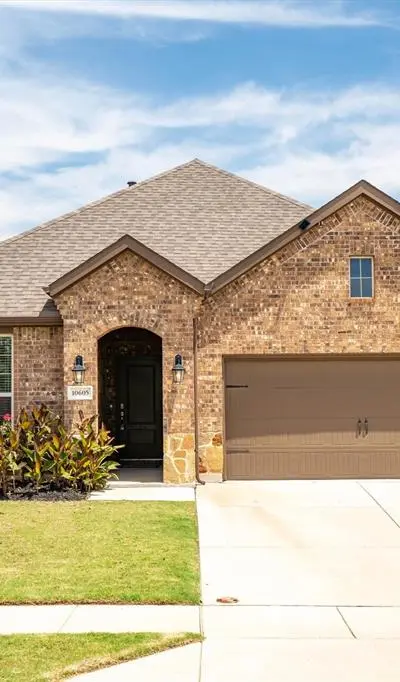 10605 Ponderosa Trail, Aubrey TX 76227