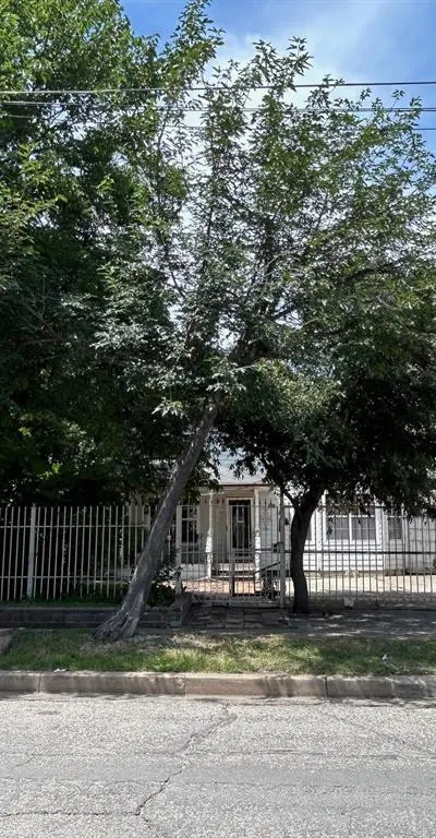 731 W 10th Street, Dallas TX 75208