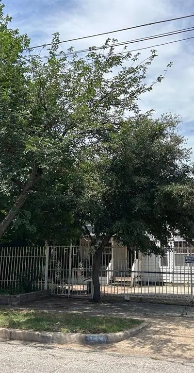 731 W 10th Street, Dallas TX 75208 - Photo 5