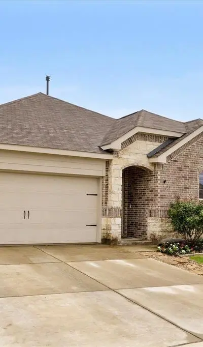 2100 Whispering Sage Boulevard, Royse City TX 75189 - Photo 2