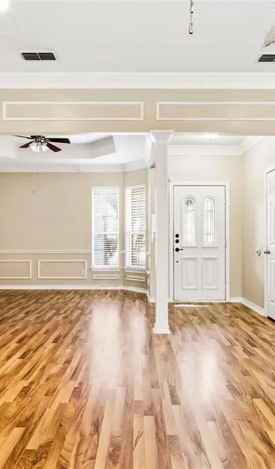 3812 Gentle Springs Drive, Arlington TX 76001 - Photo 4