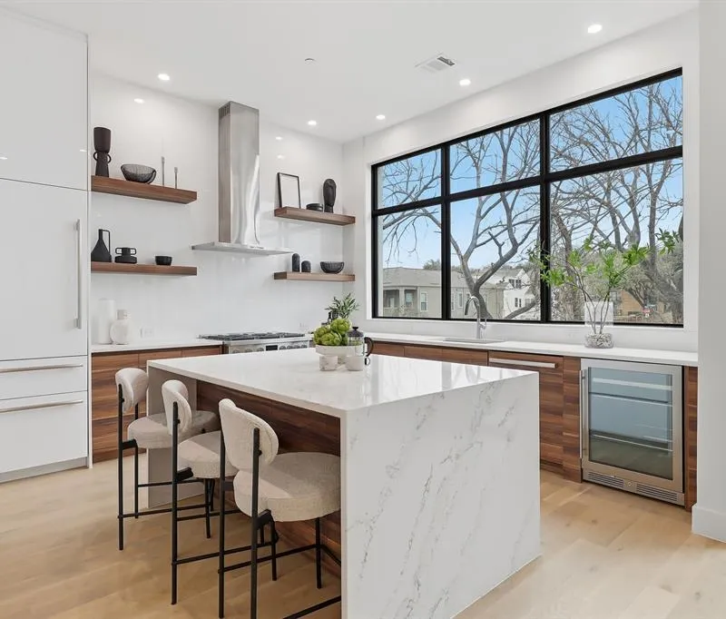 610 N Oak Cliff Boulevard # 306, Dallas TX 75208