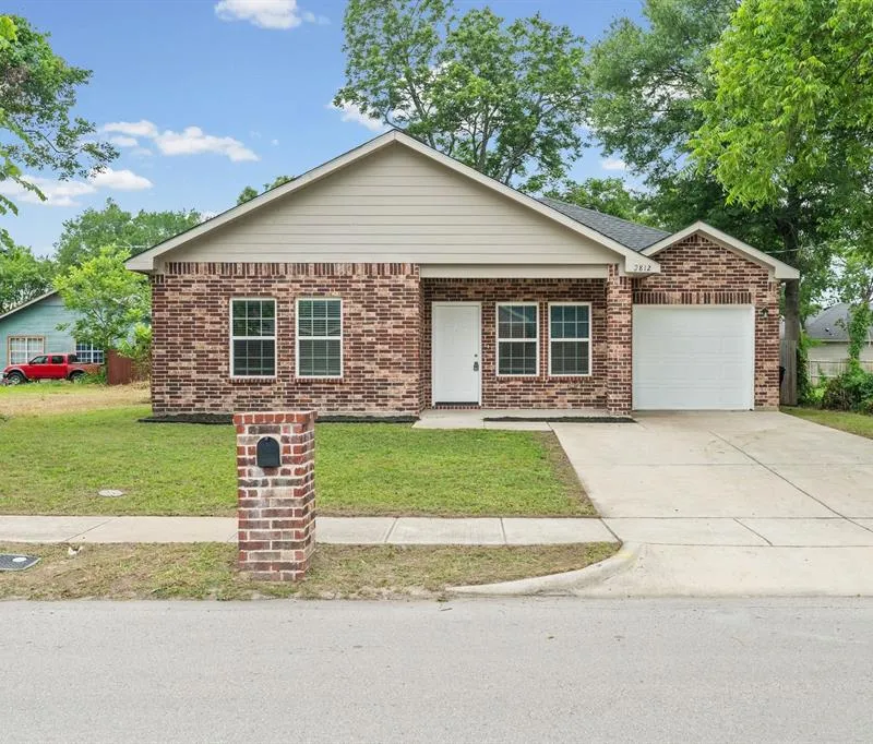 2812 Bourland Street, Greenville TX 75401