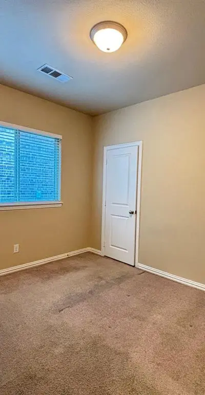 356 Emerald Creek Drive, Fort Worth TX 76131 - Photo 5