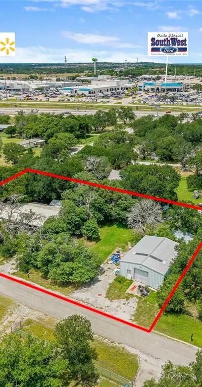 209 Renee Drive, Hudson Oaks TX 76087