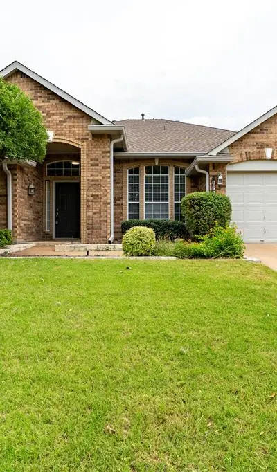 5716 Charleston Drive, Frisco TX 75035 - Photo 2
