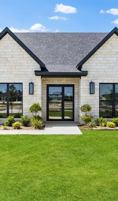 301 Whispering Way, Red Oak TX 75154 - Photo 3