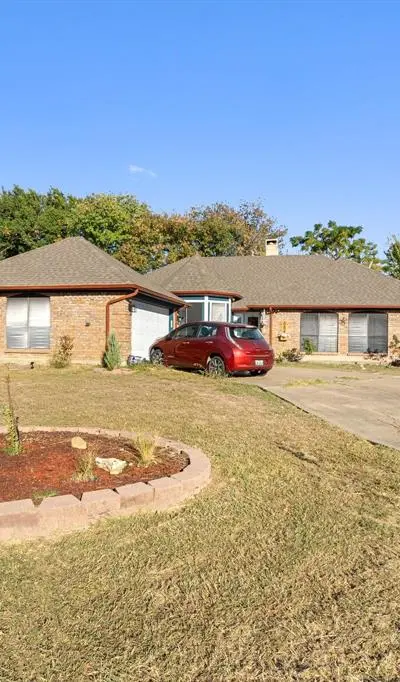 5422 Peninsula Way, Garland TX 75043 - Photo 2