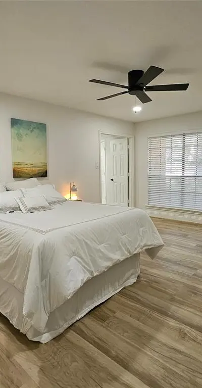 2709 Heather Glen Court, Carrollton TX 75006 - Photo 4
