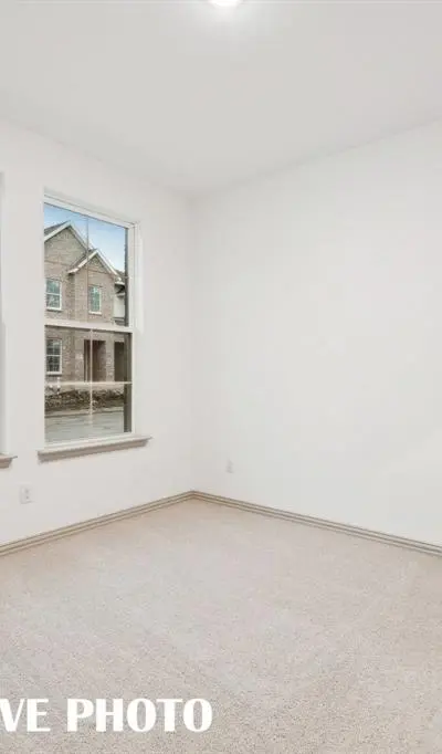5224 Legacy Street, Haltom City TX 76117 - Photo 4