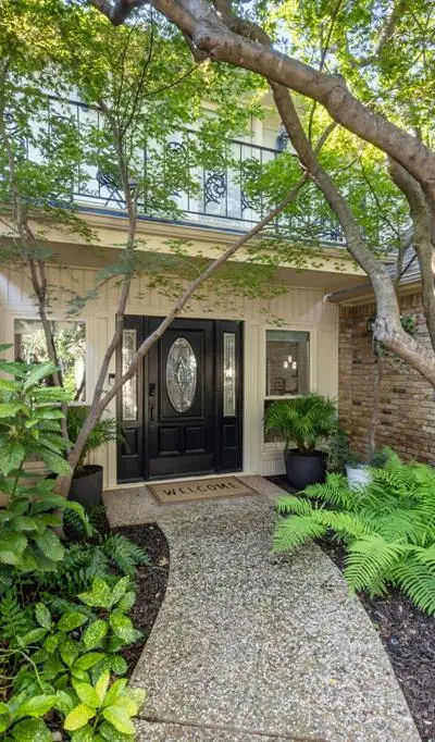 16140 Chalfont Circle, Dallas TX 75248 - Photo 3