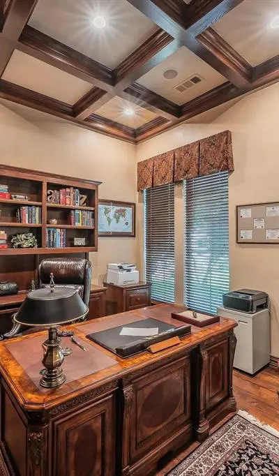 2726 Country Club Road, Pantego TX 76013 - Photo 4