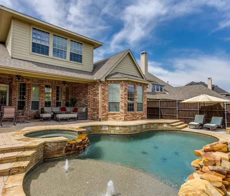 2017 Ironside Drive, Lewisville TX 75056