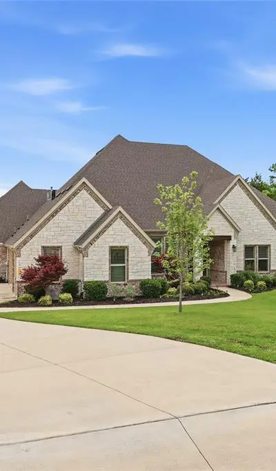 1031 Country Way, Rowlett TX 75089