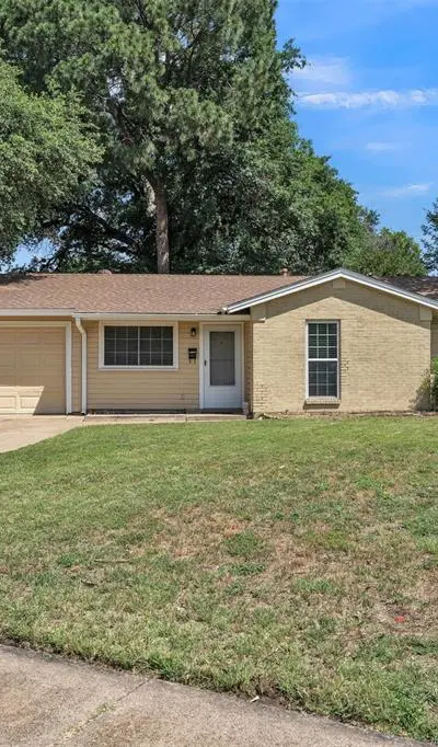1801 Anderson Street, Irving TX 75062