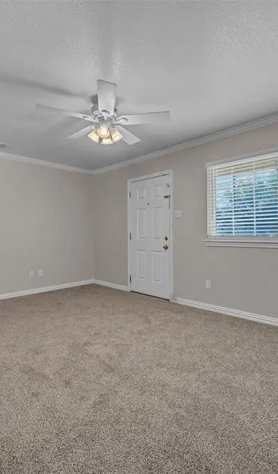 1801 Anderson Street, Irving TX 75062 - Photo 4