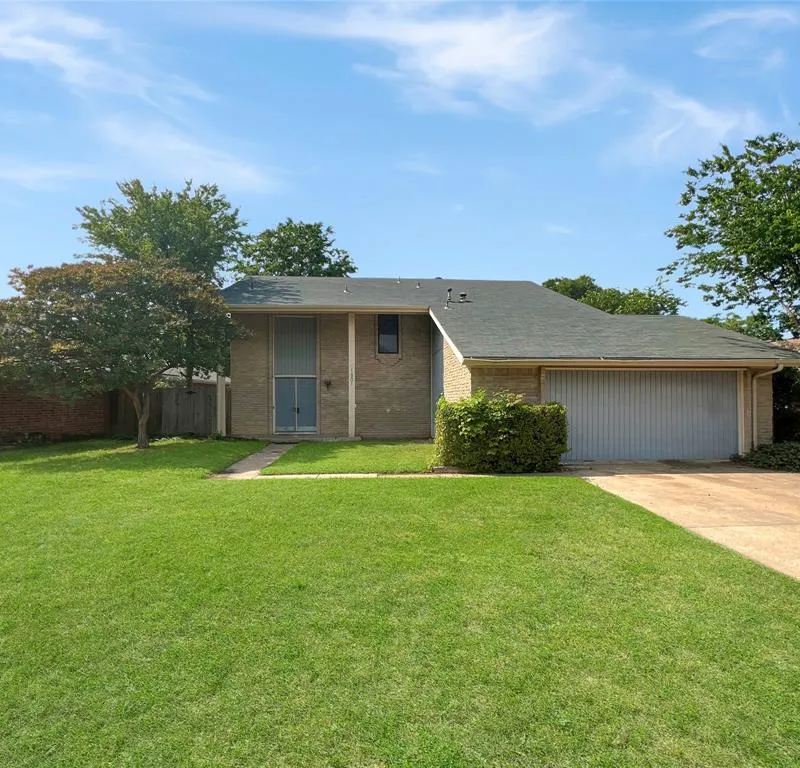 1801 Plantation Road, Garland TX 75044