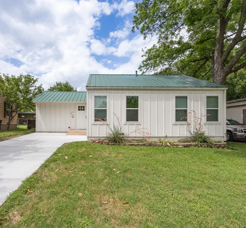 4324 Geddes Avenue, Fort Worth TX 76107