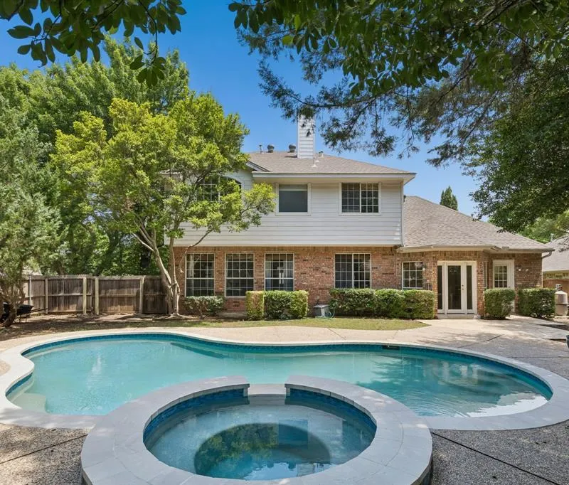 2902 Stonepointe, McKinney TX 75072