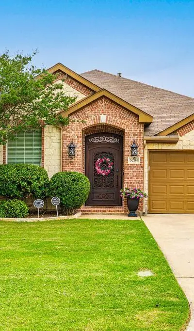 5204 Appalachian Way, Fort Worth TX 76123