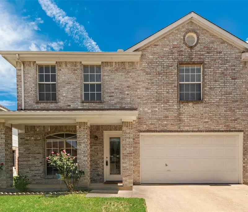 1412 Santa Elena Plaza, Dallas TX 75211
