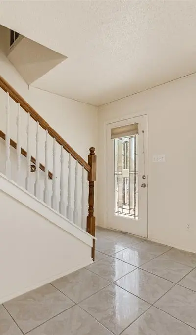 1412 Santa Elena Plaza, Dallas TX 75211 - Photo 3