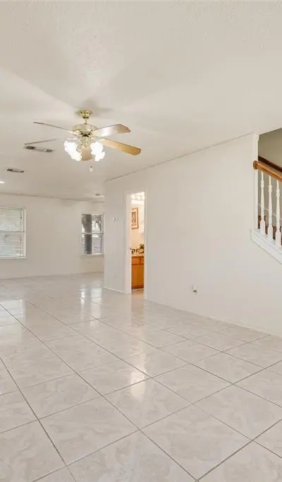 1412 Santa Elena Plaza, Dallas TX 75211 - Photo 4