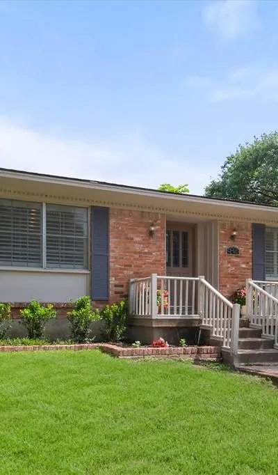 9923 Knoll Krest Drive, Dallas TX 75238 - Photo 4