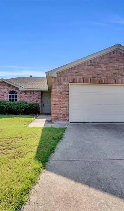 131 Logan Lane, Waxahachie TX 75165