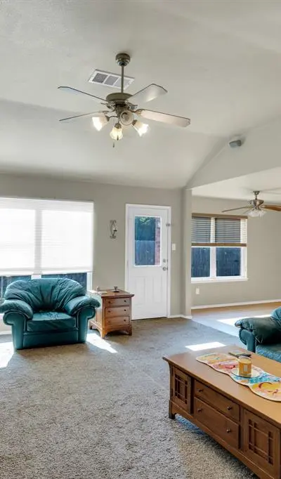 131 Logan Lane, Waxahachie TX 75165 - Photo 5