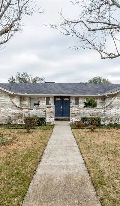 1310 Willow Way, Garland TX 75043 - Photo 3
