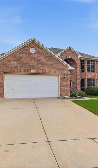 8600 Sterling Trace Circle, Fort Worth TX 76244