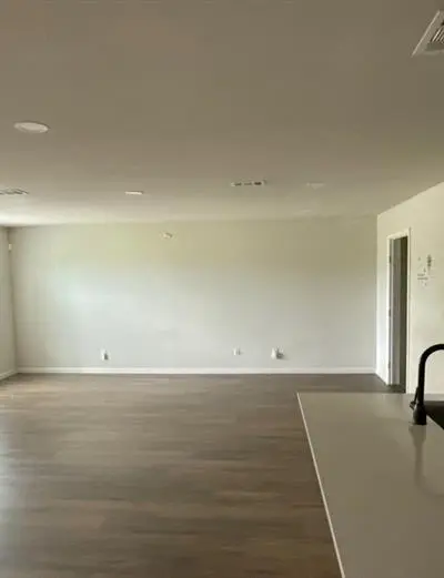 3155 E Ledbetter Drive, Dallas TX 75216 - Photo 5