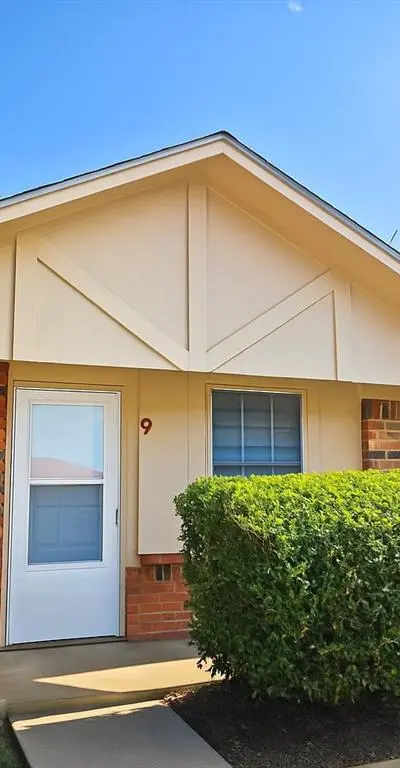200 Bonnie Bell Lane, Springtown TX 76082