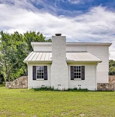 3952 J Rendon Road, Burleson TX 76028 - Photo 3