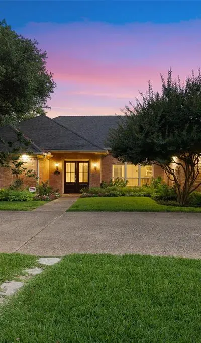 9604 Robin Meadow Drive, Dallas TX 75243