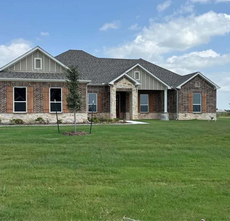 128 Fan Mill Trail, Weatherford TX 76085
