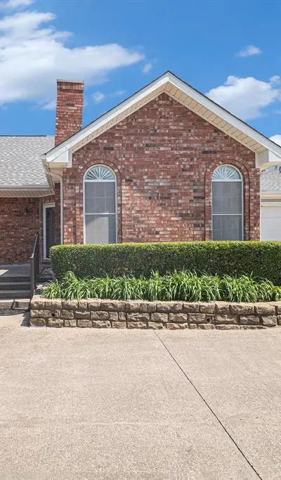 6127 Welden Court, Fort Worth TX 76132