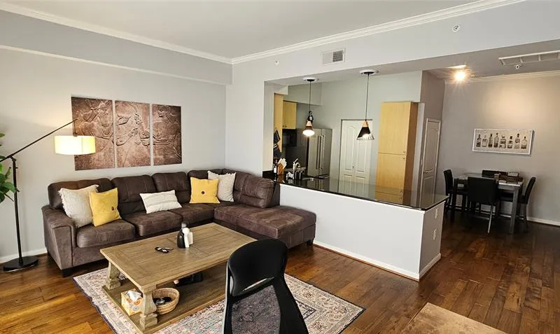 3225 Turtle Creek Boulevard # 1610, Dallas TX 75219