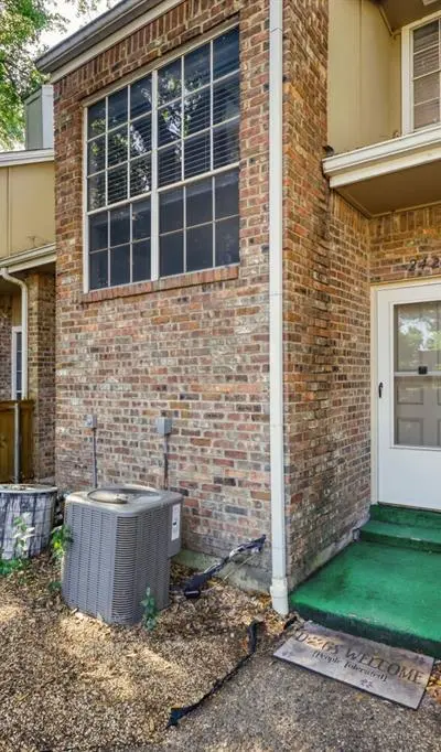 2420 Northlake Court, Irving TX 75038 - Photo 3